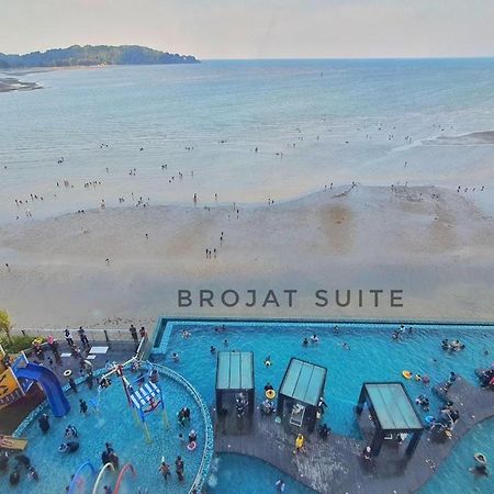 Brojat Suite Family Sea View @ Imperium Residence Kuantan Buitenkant foto
