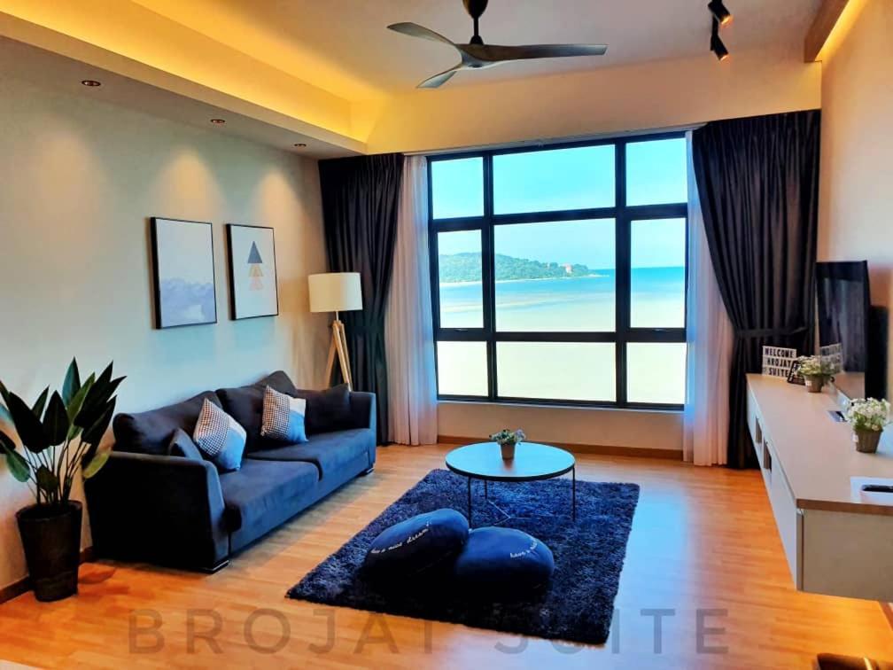 Brojat Suite Family Sea View @ Imperium Residence Kuantan Buitenkant foto